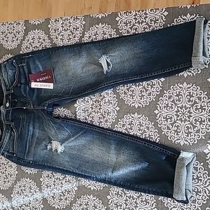NWT Vigoss Thompson Frayed Cropped Tomboy Jeans